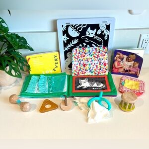 Lovevery The Charmer Play Kit 3-4 Months